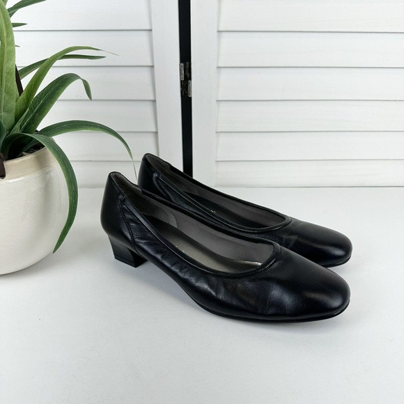 David Tate Black Supreme Leather Pumps Block Heel Slip On Shoe Womens Size 7.5 M - Picture 2 of 9
